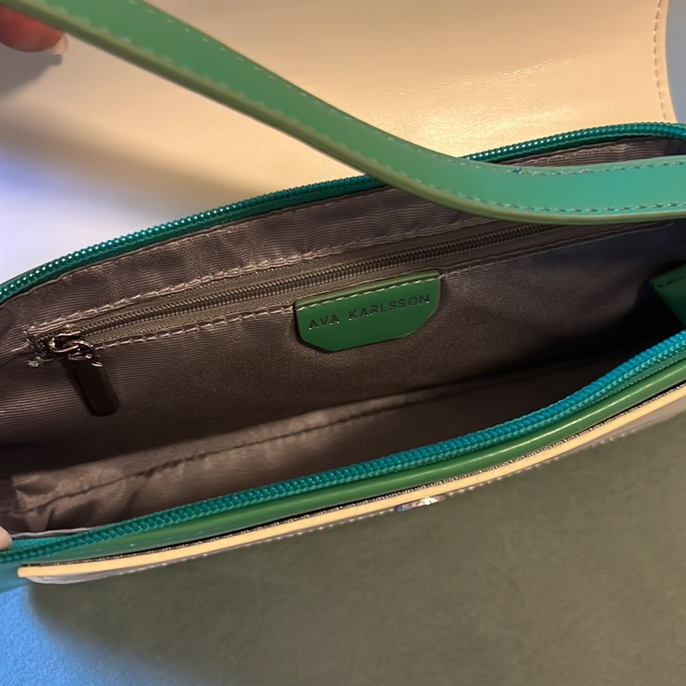 Shoulder bag - Picture 2 of 2